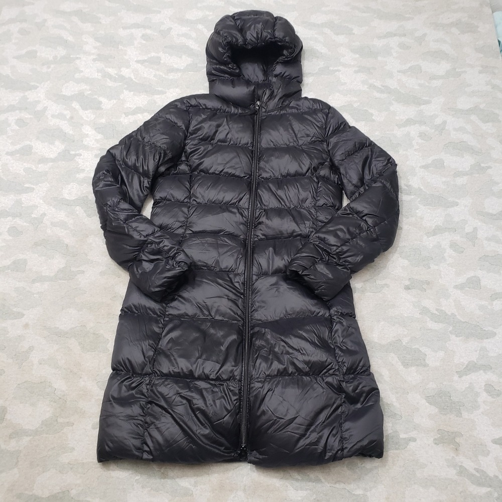 Uniqlo Ultra Light Down Puffer Jacket Women Medium Black Hooded Outdoors